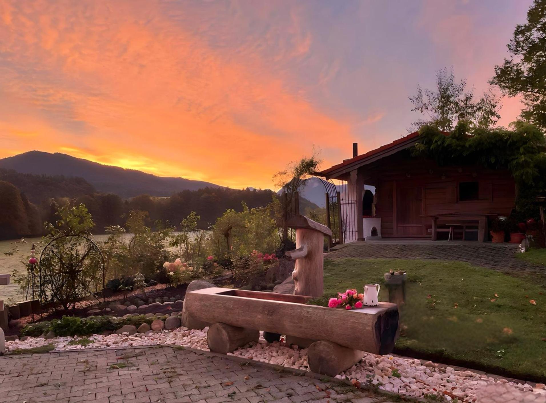 Gaestehaus Herbstbauernhof Siegsdorf Ngoại thất bức ảnh