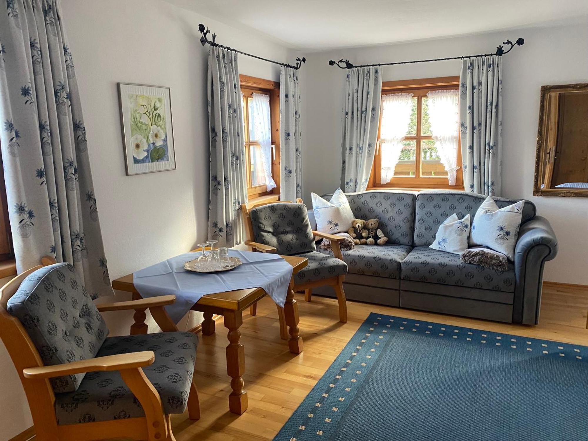 Gaestehaus Herbstbauernhof Siegsdorf Ngoại thất bức ảnh